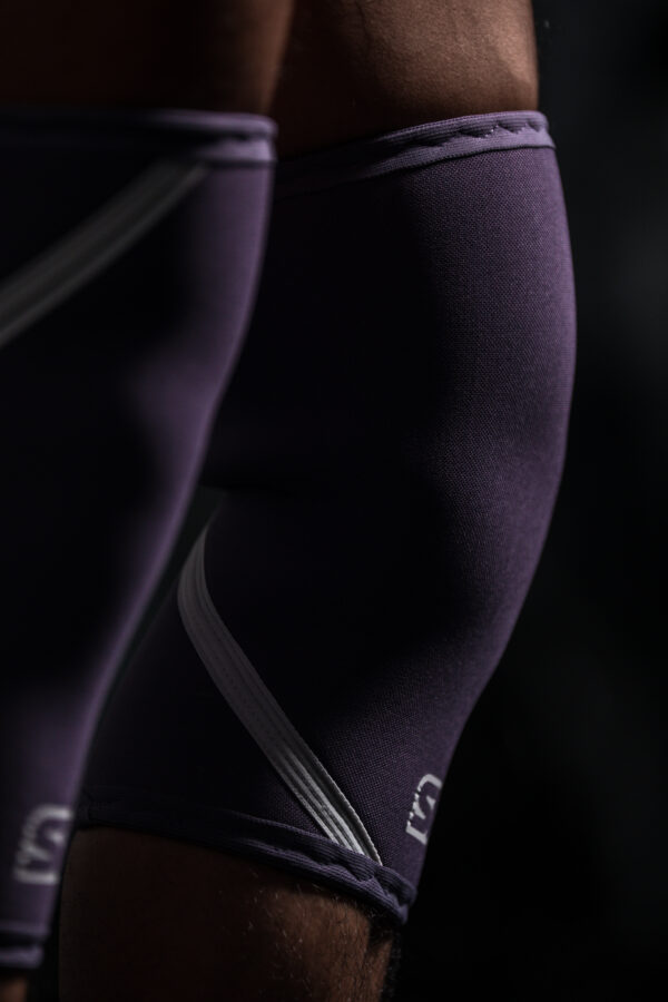 Aspire Knee Sleeves - Image 2
